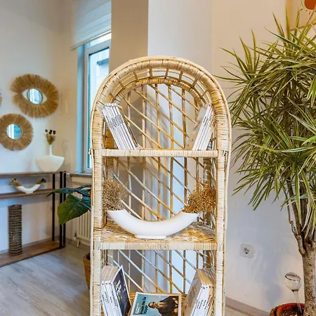 Flat Close To Metro Galata Tower In Beyoglu *
